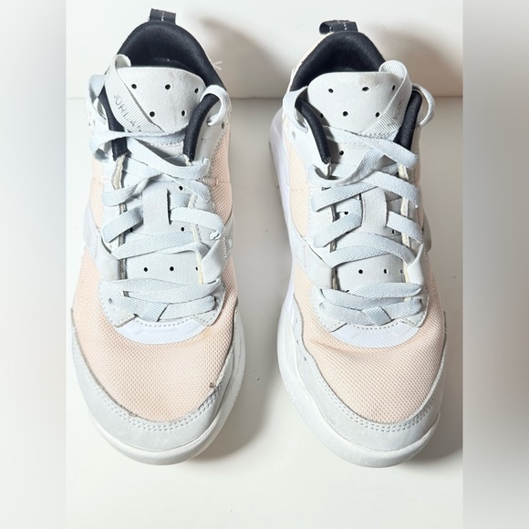 Wmns Jordan Air NFH 'Pale Coral Size 7.5 - Picture 3 of 10